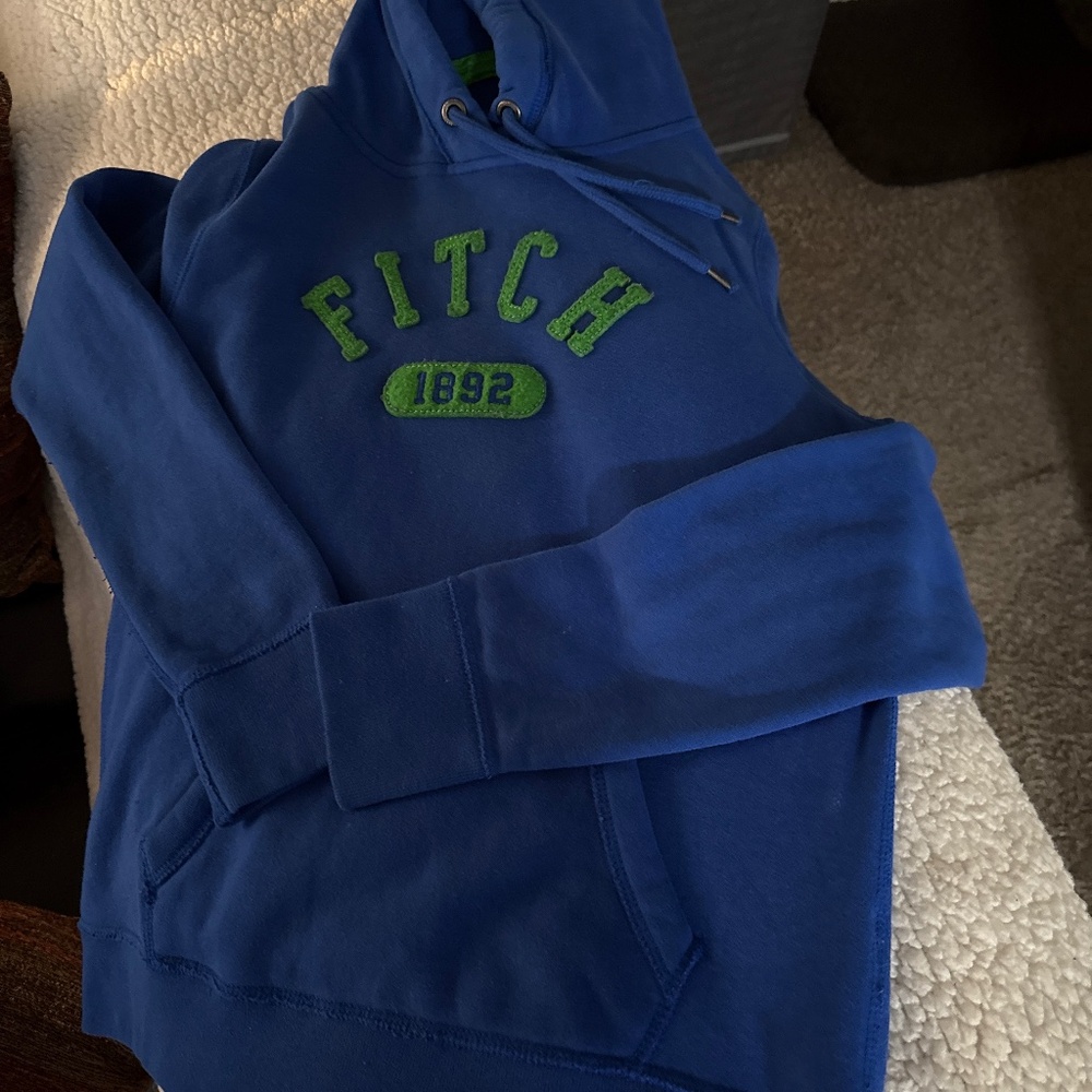 Hoddie Abercrombie and Fitch size L